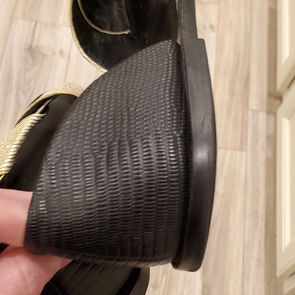 Vince "Ida" Sandals, Gold/Tan/Black, Open Toe, Croc Embossed, Size 8/8.5, EUC - Picture 11 of 15